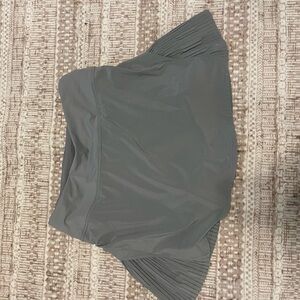 Lulu skort
